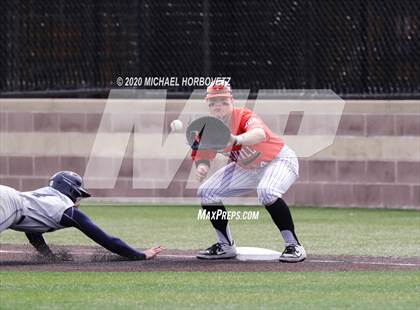 Thumbnail 3 in Rockwall vs Dallas Jesuit photogallery.