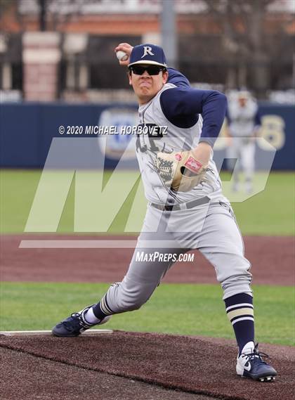 Thumbnail 3 in Rockwall vs Dallas Jesuit photogallery.
