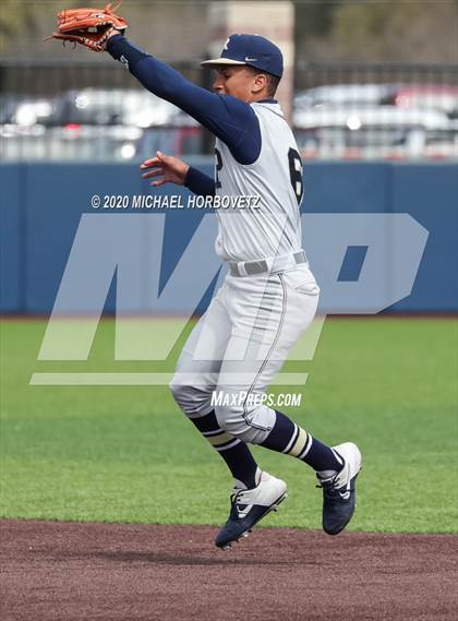 Thumbnail 1 in Rockwall vs Dallas Jesuit photogallery.
