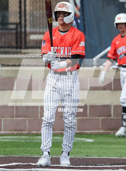 Thumbnail 3 in Rockwall vs Dallas Jesuit photogallery.