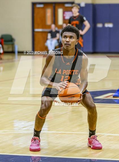 Thumbnail 1 in Tatum vs. LaPorte (Hardin-Jefferson Basketball Marathon) photogallery.