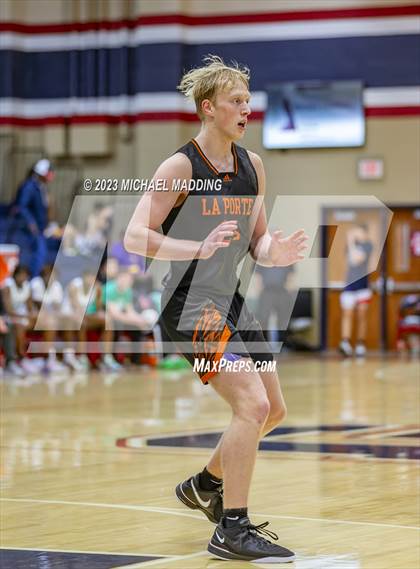 Thumbnail 1 in Tatum vs. LaPorte (Hardin-Jefferson Basketball Marathon) photogallery.