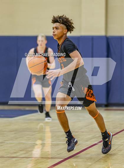 Thumbnail 3 in Tatum vs. LaPorte (Hardin-Jefferson Basketball Marathon) photogallery.