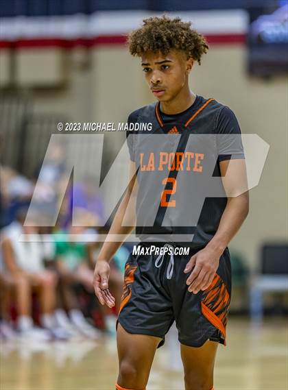 Thumbnail 3 in Tatum vs. LaPorte (Hardin-Jefferson Basketball Marathon) photogallery.