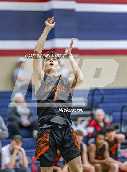 Thumbnail 1 in Tatum vs. LaPorte (Hardin-Jefferson Basketball Marathon) photogallery.