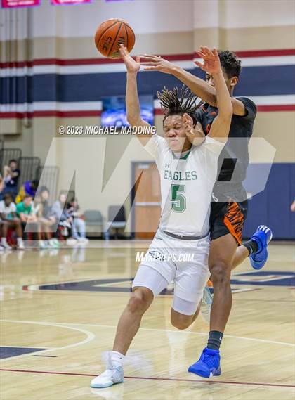 Thumbnail 2 in Tatum vs. LaPorte (Hardin-Jefferson Basketball Marathon) photogallery.