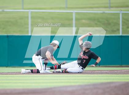 Thumbnail 2 in Franklin vs Hickory (PIAA D10 3A Semi Finals) photogallery.