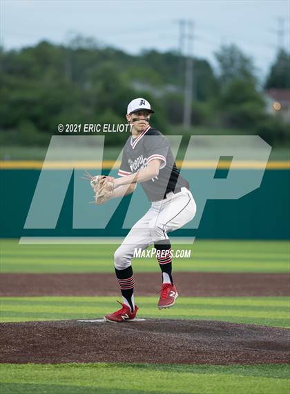 Thumbnail 3 in Franklin vs Hickory (PIAA D10 3A Semi Finals) photogallery.