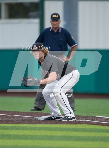 Thumbnail 1 in Franklin vs Hickory (PIAA D10 3A Semi Finals) photogallery.
