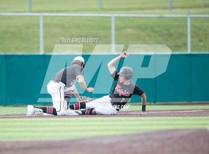 Thumbnail 3 in Franklin vs Hickory (PIAA D10 3A Semi Finals) photogallery.