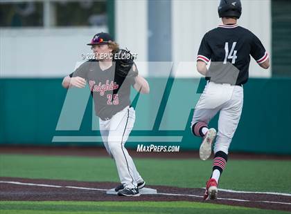 Thumbnail 1 in Franklin vs Hickory (PIAA D10 3A Semi Finals) photogallery.