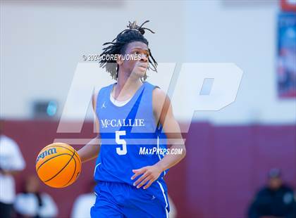 Thumbnail 3 in Mt. Bethel Christian Academy vs McCallie (Hard In The Paint Classic) photogallery.