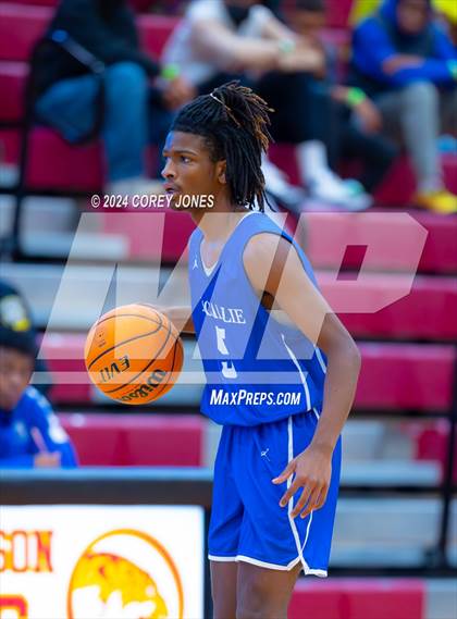 Thumbnail 1 in Mt. Bethel Christian Academy vs McCallie (Hard In The Paint Classic) photogallery.