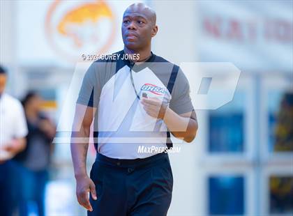 Thumbnail 1 in Mt. Bethel Christian Academy vs McCallie (Hard In The Paint Classic) photogallery.