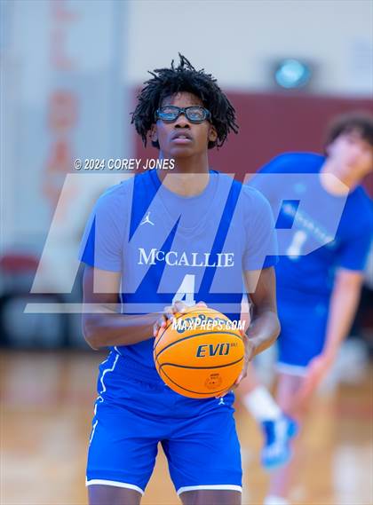 Thumbnail 3 in Mt. Bethel Christian Academy vs McCallie (Hard In The Paint Classic) photogallery.