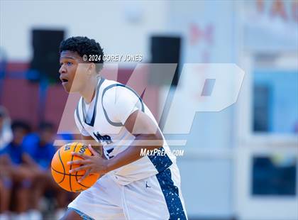 Thumbnail 2 in Mt. Bethel Christian Academy vs McCallie (Hard In The Paint Classic) photogallery.