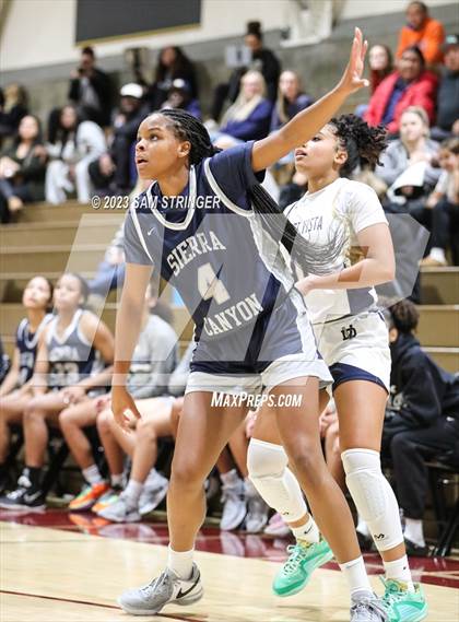 Thumbnail 2 in Desert Vista @ Sierra Canyon (Nike Central Valley Showdown) photogallery.