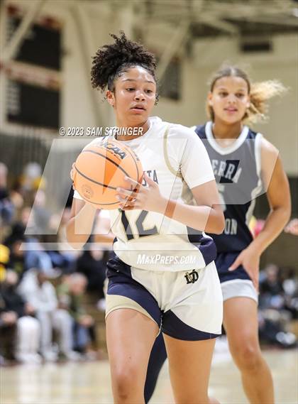Thumbnail 3 in Desert Vista @ Sierra Canyon (Nike Central Valley Showdown) photogallery.
