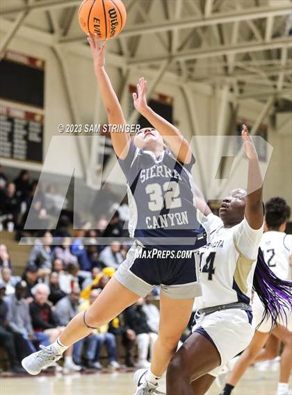 Thumbnail 3 in Desert Vista @ Sierra Canyon (Nike Central Valley Showdown) photogallery.
