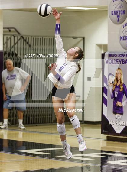 Thumbnail 2 in Huntington North @ Leo photogallery.