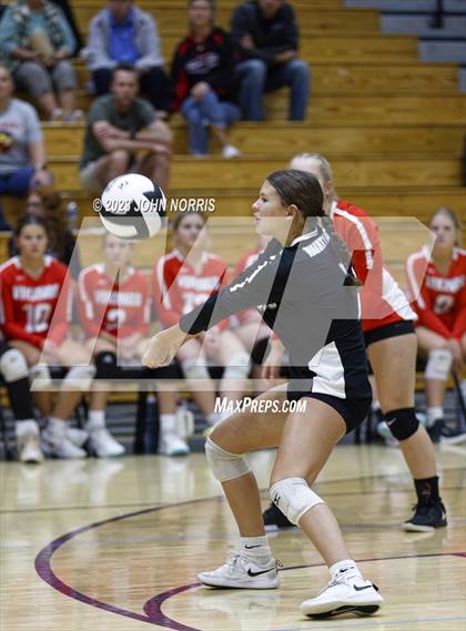 Thumbnail 1 in Huntington North @ Leo photogallery.