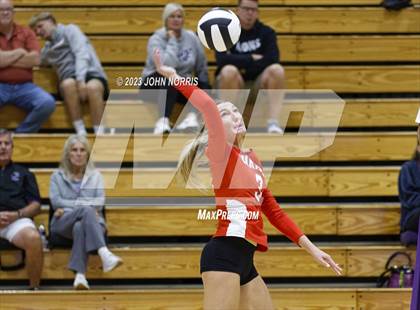 Thumbnail 1 in Huntington North @ Leo photogallery.