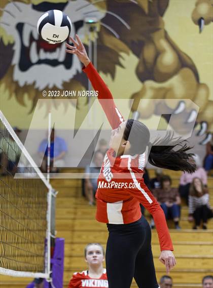 Thumbnail 3 in Huntington North @ Leo photogallery.