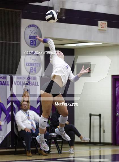 Thumbnail 1 in Huntington North @ Leo photogallery.