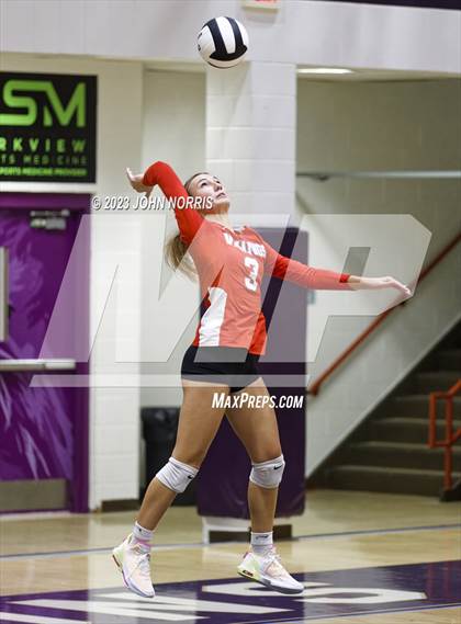 Thumbnail 1 in Huntington North @ Leo photogallery.