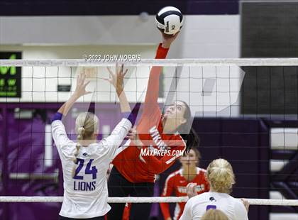 Thumbnail 2 in Huntington North @ Leo photogallery.