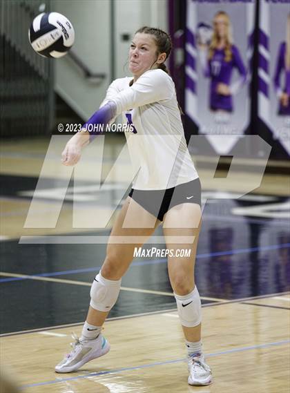 Thumbnail 1 in Huntington North @ Leo photogallery.