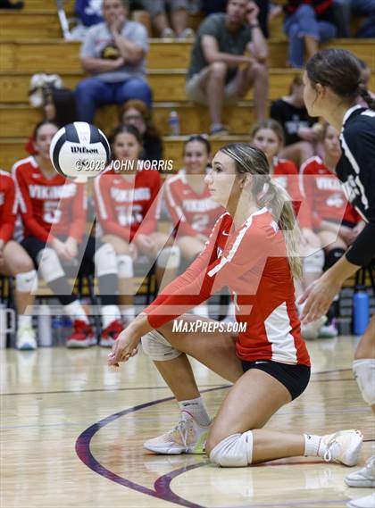 Thumbnail 2 in Huntington North @ Leo photogallery.