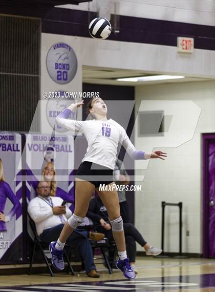 Thumbnail 1 in Huntington North @ Leo photogallery.
