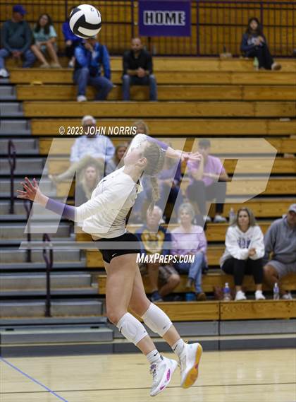 Thumbnail 1 in Huntington North @ Leo photogallery.