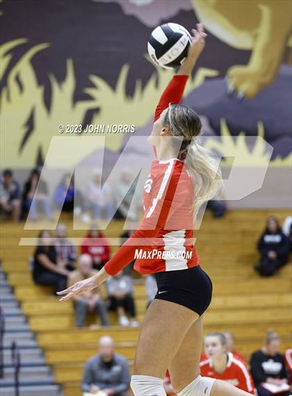 Thumbnail 3 in Huntington North @ Leo photogallery.