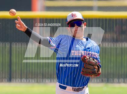 Thumbnail 2 in Smith Valley vs. Indian Springs (NIAA 1A State Playoffs) photogallery.