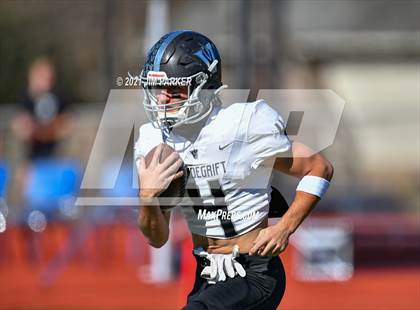 Thumbnail 1 in Vandegrift vs. Hays (UIL 6A D2 Quarterfinal) photogallery.