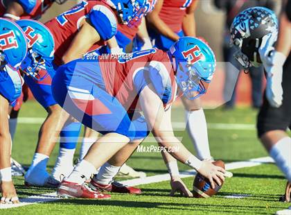 Thumbnail 2 in Vandegrift vs. Hays (UIL 6A D2 Quarterfinal) photogallery.