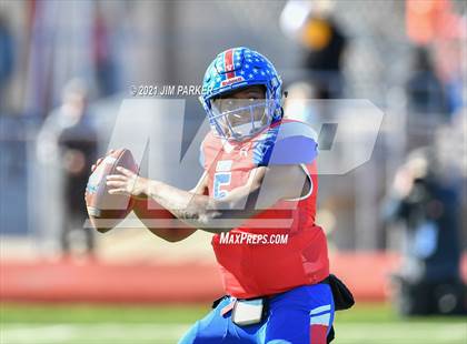 Thumbnail 1 in Vandegrift vs. Hays (UIL 6A D2 Quarterfinal) photogallery.