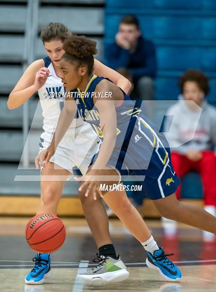 Thumbnail 3 in Hoggard vs. E.E. Smith (Cumberland County Holiday Classic - Gene Arrington Championship) photogallery.