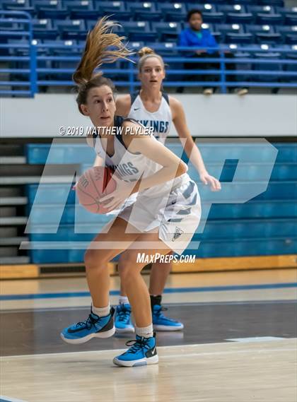 Thumbnail 2 in Hoggard vs. E.E. Smith (Cumberland County Holiday Classic - Gene Arrington Championship) photogallery.