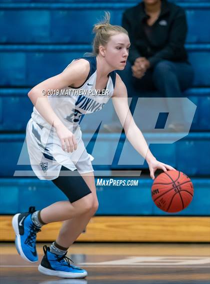 Thumbnail 2 in Hoggard vs. E.E. Smith (Cumberland County Holiday Classic - Gene Arrington Championship) photogallery.