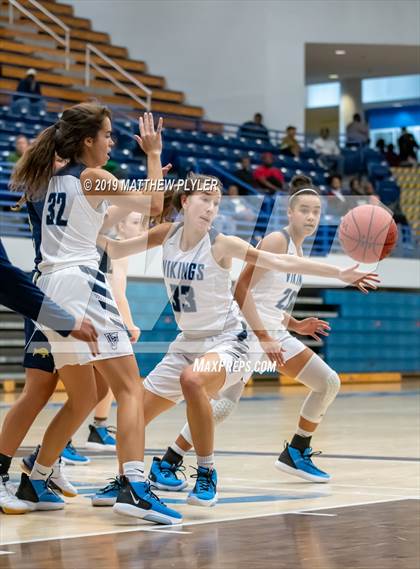 Thumbnail 2 in Hoggard vs. E.E. Smith (Cumberland County Holiday Classic - Gene Arrington Championship) photogallery.
