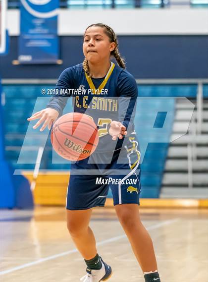 Thumbnail 3 in Hoggard vs. E.E. Smith (Cumberland County Holiday Classic - Gene Arrington Championship) photogallery.