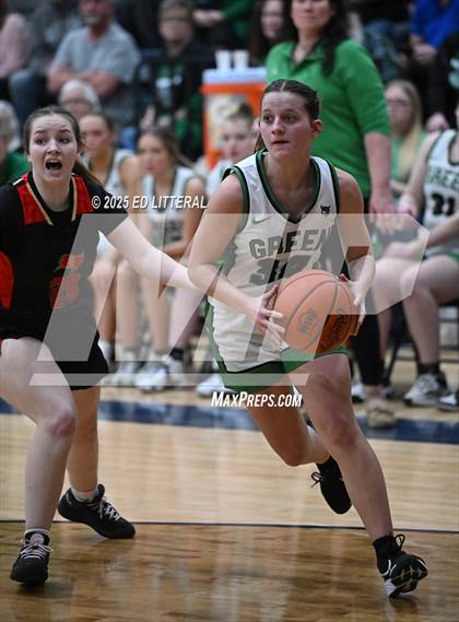 Thumbnail 1 in South Gallia vs. Green  (OHSAA DIV VII District Final) photogallery.