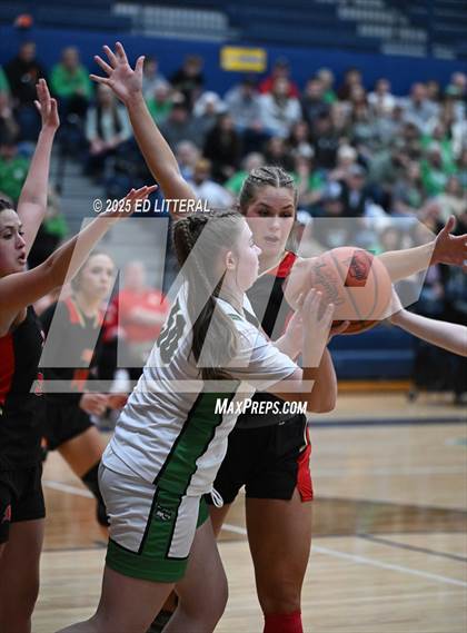 Thumbnail 2 in South Gallia vs. Green  (OHSAA DIV VII District Final) photogallery.