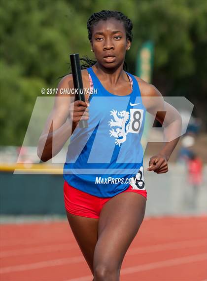Thumbnail 2 in Don Green Track and Field Invitational (Girls Events) photogallery.