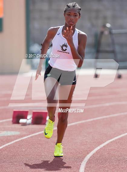 Thumbnail 1 in Don Green Track and Field Invitational (Girls Events) photogallery.