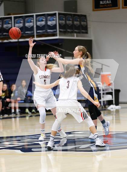 Thumbnail 3 in Summit Academy vs. Grantsville(UHSAA 3A  2nd Round Playoff) photogallery.