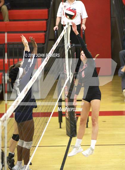 Thumbnail 1 in Urbana @ Dulaney (MPSSAA 4A Regional Playoff) photogallery.